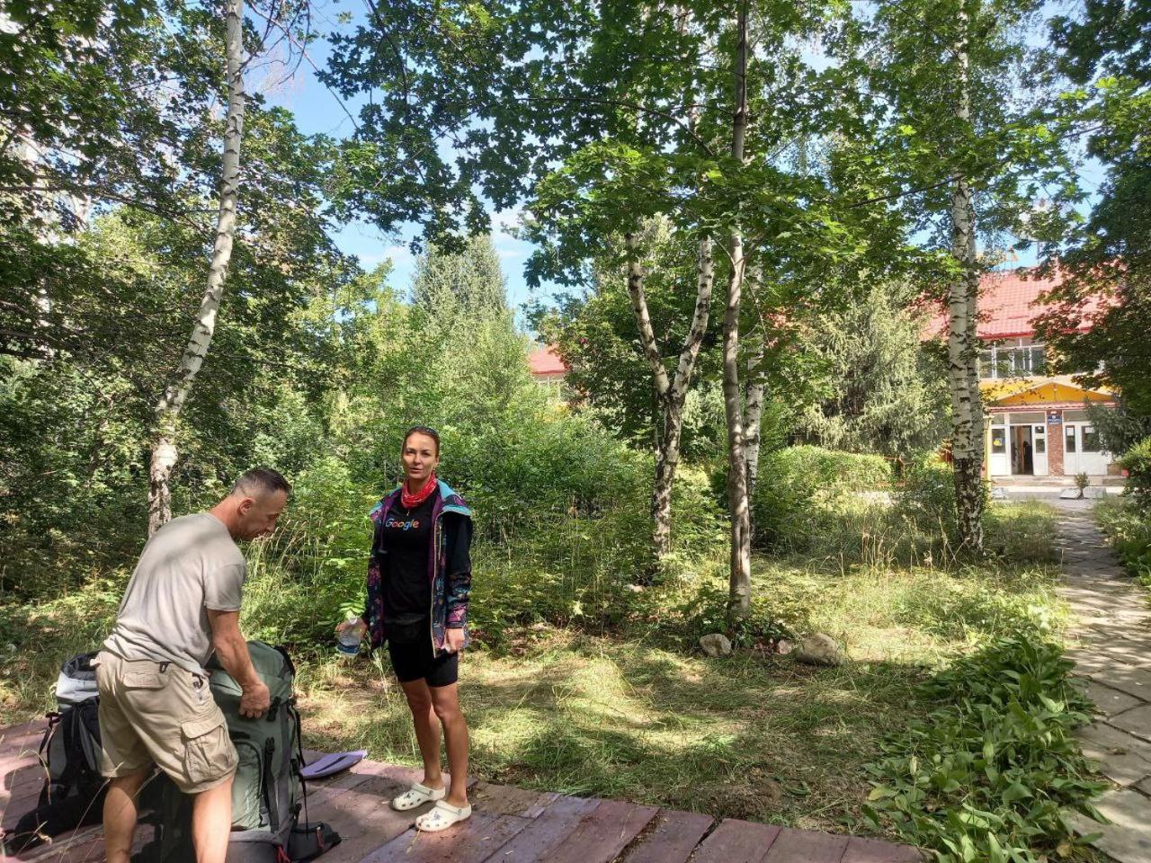 Otel Issyk-Kul Karakol Exteriér fotografie