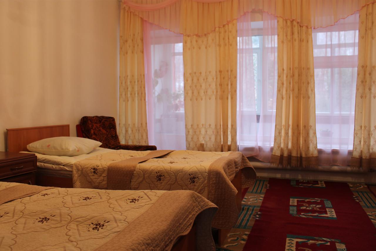Otel Issyk-Kul Karakol Exteriér fotografie